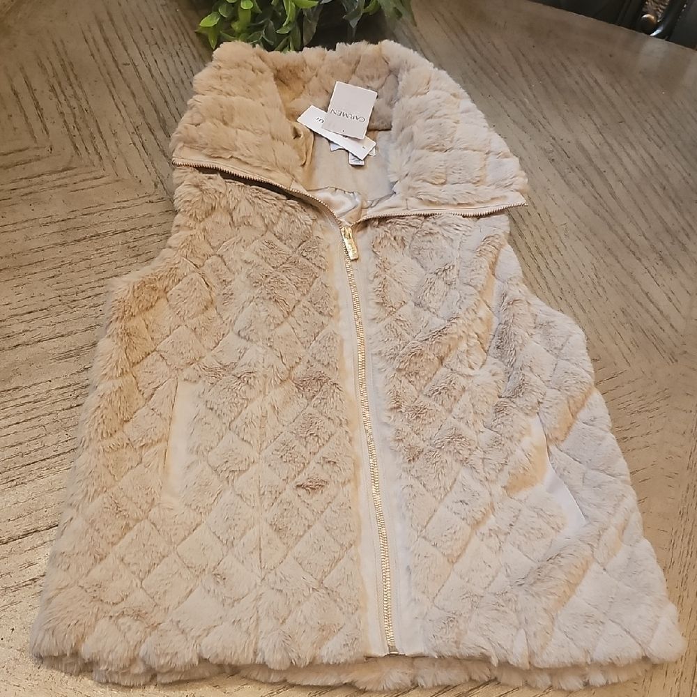 Tan Fur Vest Size XS Carmen NWT FITS A SMALL TOO